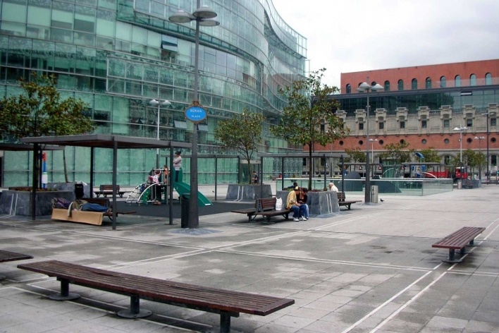 Alhondiga. Philippe Stark, 2007<br />Foto Gabriela Celani 