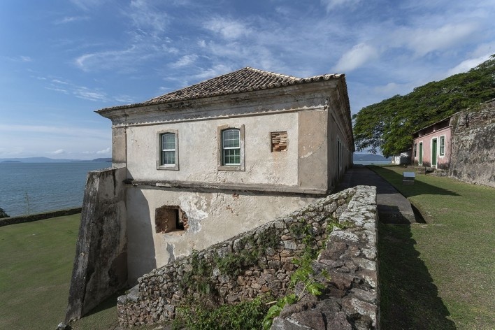 Fortaleza de Santa Cruz do Anhatomirim, Ilha de Anhatomirim, Governador Celso Ramos<br />Foto Ronaldo Azambuja 
