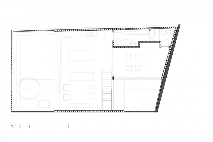 Casa Maracanã, São Paulo, lower floor plan. Terra e Tuma arquitetos associados.