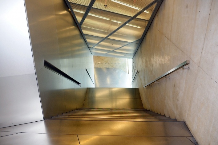 Casa da Música, circulação, Porto, 2005. Arquitetos Rem Koolhaas e Ellen van Loon / OMA<br />Foto Junancy Wanderley 