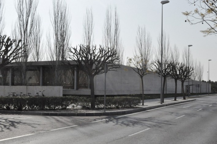 Aulário 3 (unidade de Alicante), San Vicente del Raspeig, Alicante, Espanha, 2000. Arquiteto Javier Garcia-Solera<br />Foto Hevelyn Baer Villar 