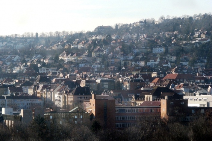 Vista da região oeste, a partir do K1, prédio da Faculdade de Arquitetura e Urbanismo (Fakultät von Architektur und Stadtplanung – Universität Stuttgart)<br />Foto Roberto Rüsche 