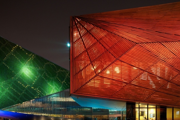 Canadian pavillion in Expo Shanghai 2010. Saia Barbarese Topouzanov architectes<br />Photo Patrick Alleyn  [V2com]