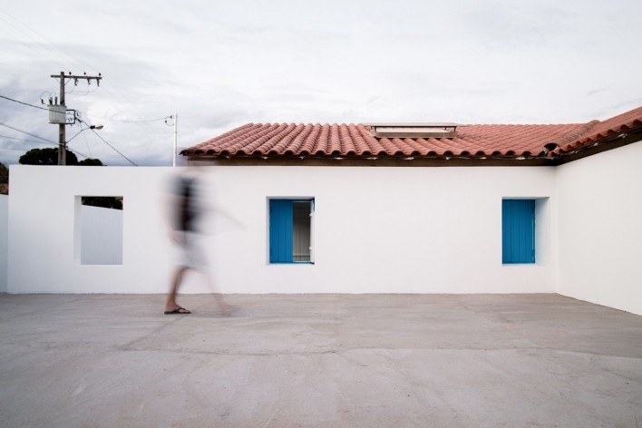 Dona Zuzinha’s House, Campo Azul MG, 2022. Architect Deryck Dantom / DL Arquitetos Associados<br />Foto/photo Urbansadness 