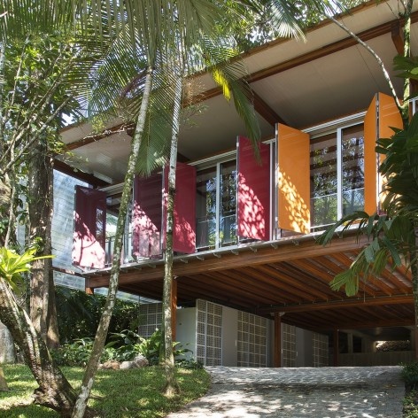 Residência Praia Vermelha, Ubatuba SP Brasil, 2015. Arquitetos Lua Nitsche e Pedro Nitsche/Nitsche Arquitetos<br />Foto/ Photo Cacá Bratke 