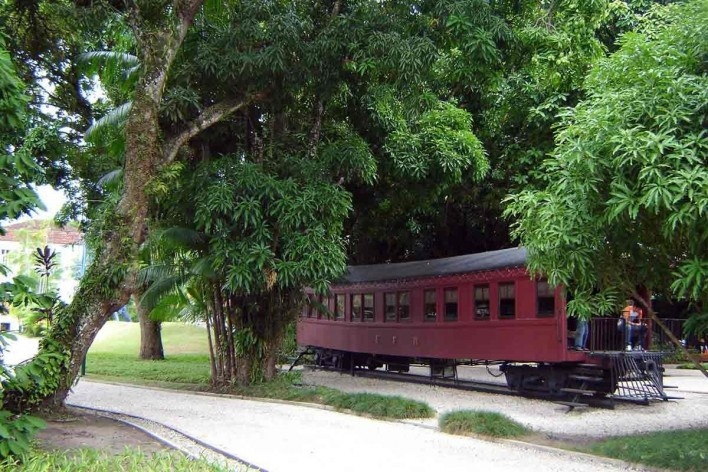 Parque da Residência, Belém, 1998. Paisagismo de Rosa Kliass<br />Foto Giovani Sarquis 