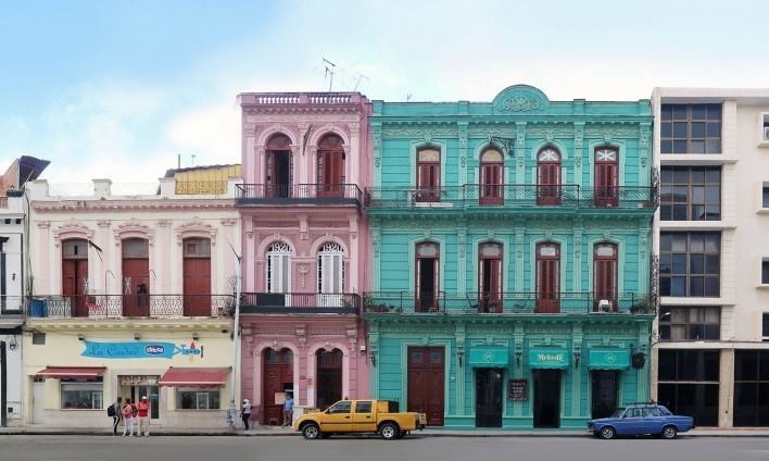 Avenida de las Misiones, Habana Vieja, Cuba<br />Foto Victor Hugo Mori 