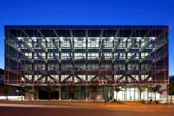 Edifício Sede do Confea, Brasília DF. Pedro Paulo de Melo Saraiva Arquitetos Associados<br />Foto Leonardo Finotti 