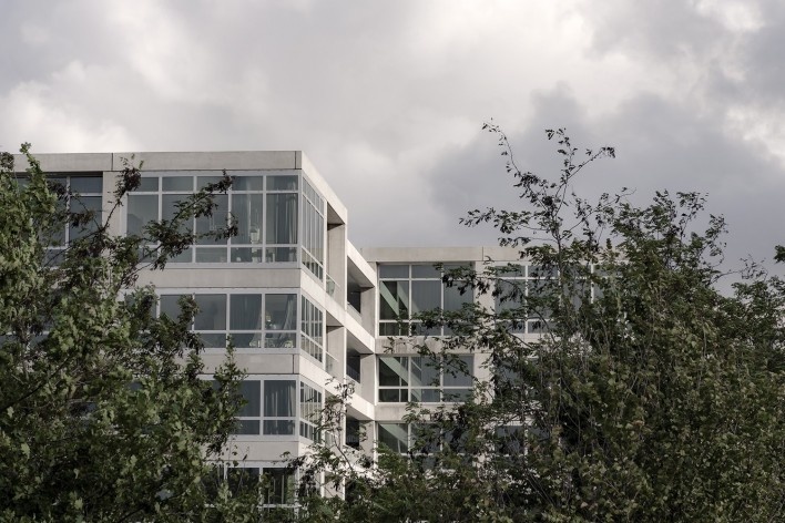 Bottière Chénaie, Nantes, France, 2019. Architects Kees Kaan, Vincent Panhuysen, Dikkie Scipio (authors) / Kaan Architecten<br />Foto/ photo Sebastian van Damme 