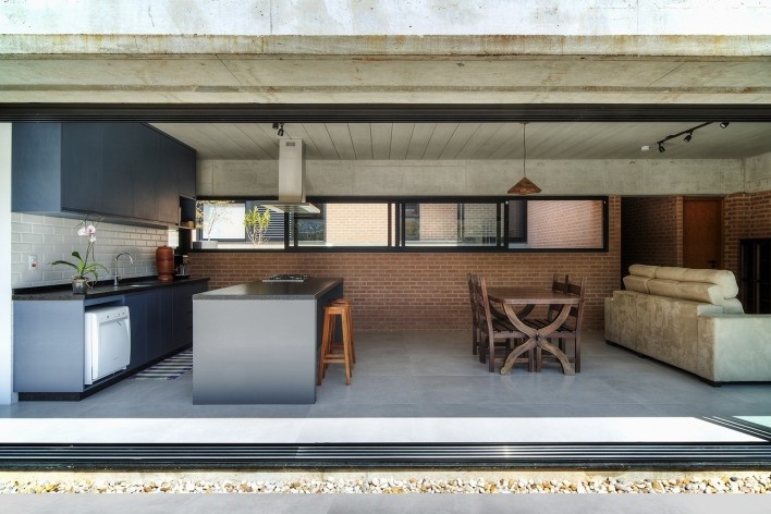 Casa APF, Bragança Paulista SP Brasil, 2021. Arquiteto Carlos Ferrata<br />Foto Pregnolato & Kusuki 