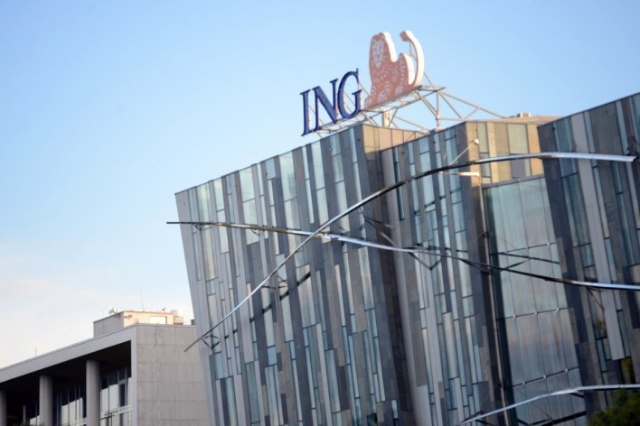Contraste, diálogo de tempos, Ing Head Office, arquiteto Erick van Egeraat<br />Foto Fabio Jose Martins de Lima 
