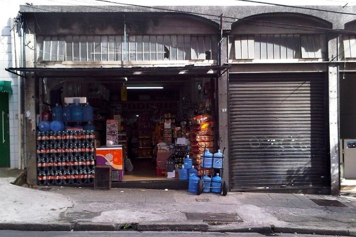 Armazém familiar, Grotão da Bela Vista<br />Foto Abilio Guerra 