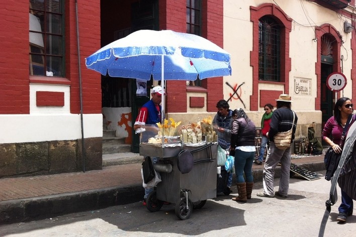 Vendedores ambulantes de Bogotá<br />Foto Abilio Guerra 