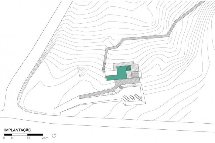 Casa no Cerrado, implantação, Moeda MG, 2013-2015. Arquiteto Carlos M Teixeira<br />Desenho divulgação  [Vazio S/A]
