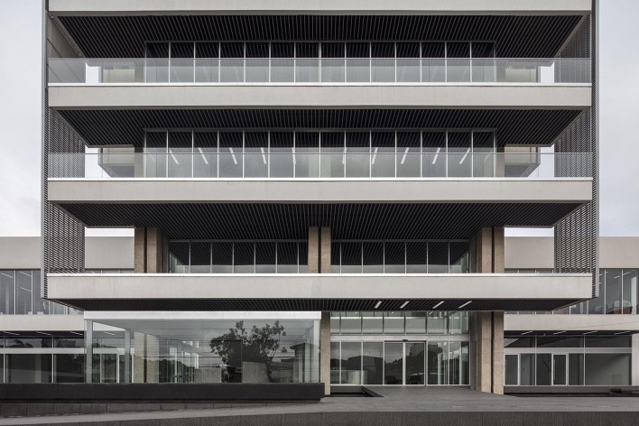 Torre Ambassador, Santa Cruz de la Sierra, 2017. Arquitetos Jorge Gambini e Hans Kenning / Enciam Arquitectura, Hans Kenning arquitectos<br />Foto Leonardo Finotti 