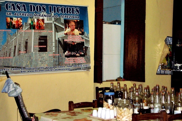 Viçosa do Ceará, Casa dos Licores do Casal Miranda<br />Foto Natália Cheung 