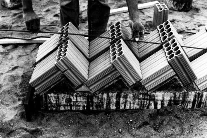 Fabricação de painéis de escada [Acervo Joan Villà]