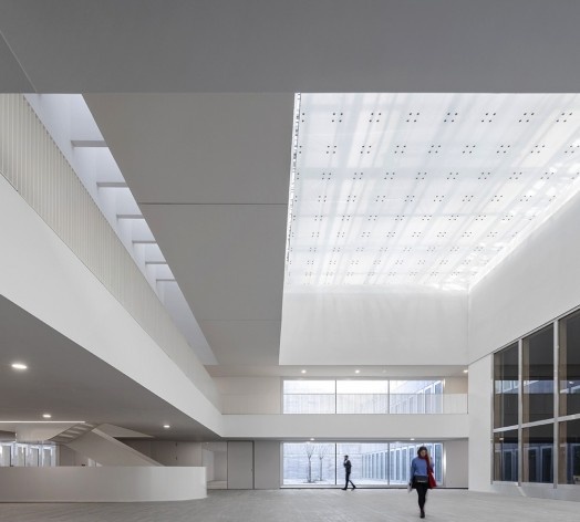 Câmara de Comércio e Artesanato de Hauts-de-France, Lille, França, 2019. Escritórios Kaan Architecten e Pranlas-Descours Architect & Associates<br />Foto Fernando Guerra / FG+SG 