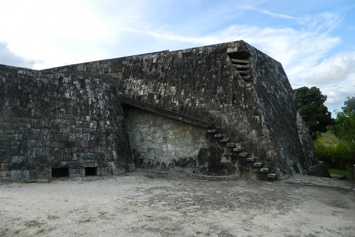 Capela do Menino Jesus, Itapetinga BA, arquitetos Yoshiakira Katsuki, Guarani V. Araripe e Albert Hoisel<br />Foto Pedro da Luz Moreira 
