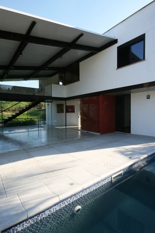 Residência Atibaia, Atibaia SP, 2008. Arquiteto Bernardo Telles<br />Foto Bebete Viégas 