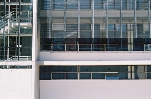 Detalhe - fachada <br />Fotos de Nelson Kon e Tiago Andrade 
