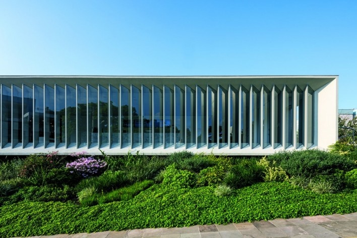 Instituto Ling, Porto Alegre RS Brasil, 2014. Architect Isay Weinfeld (author)<br />Foto / photo Leonardo Finotti 