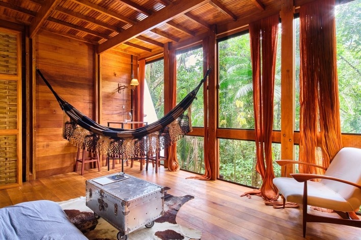 Monkey House, Paraty RJ Brasil, 2020. Arquiteto Marko Brajovic / Atelier Marko Brajovic<br />Foto/ Photo Rafael Medeiros / Gustavo Uemura 