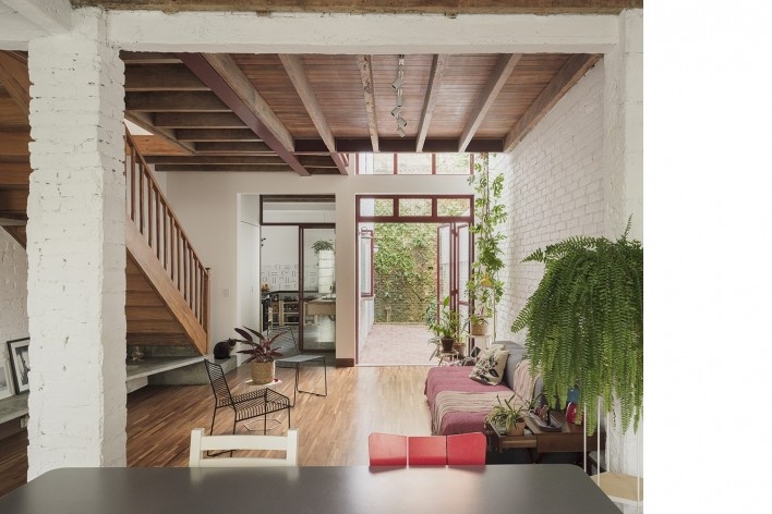 Casa Saracura, São Paulo SP Brasil, 2022. Arquiteta Marina Canhadas / Entre Escalas<br />Foto Pedro Kok 