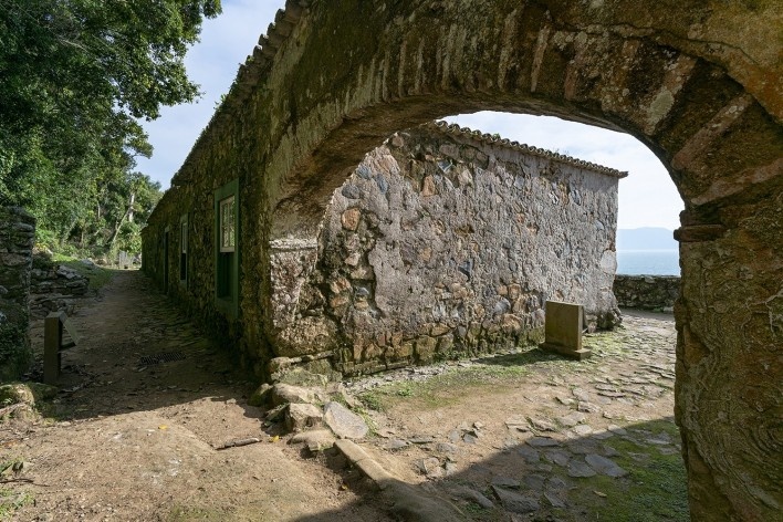 Fortaleza de Santo Antônio, Ilha de Ratón Grande, Florianópolis<br />Foto Ronaldo Azambuja 