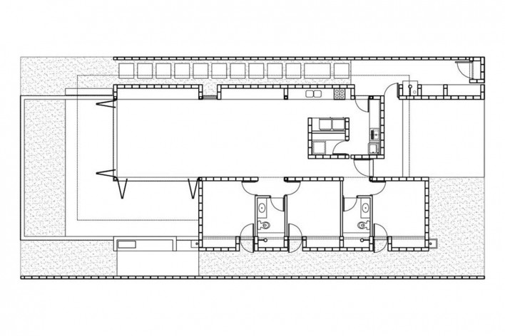 Residência em Guaecá, planta, São Sebastião SP Brasil, 2006. Arquitetos Henrique Fina, Luis Mauro Freire e Maria do Carmo Vilariño (autores) / Projeto Paulista<br />Imagem divulgação  [Acervo Projeto Paulista]