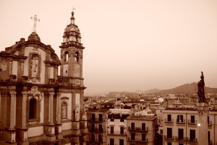 Vista aérea da cidade de Palermo, Itália. Foto tirada a partir do terraço da loja de departamentos Rinascente, ago. 2010<br />Foto Francisco Alves 