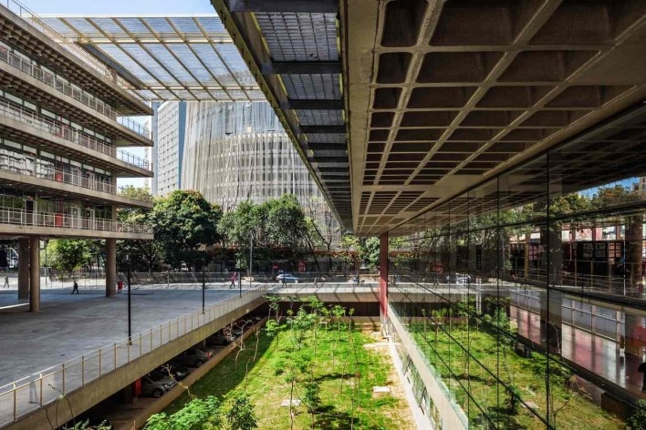Centro Paula Souza, São Paulo, arquitetos Francisco Spadoni e Pedro Taddei<br />Foto Nelson Kon 