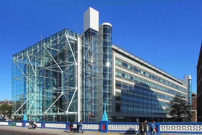 Tower Bridge House, Londres. Arquiteto Richard Rogers<br />Foto Victor Hugo Mori 