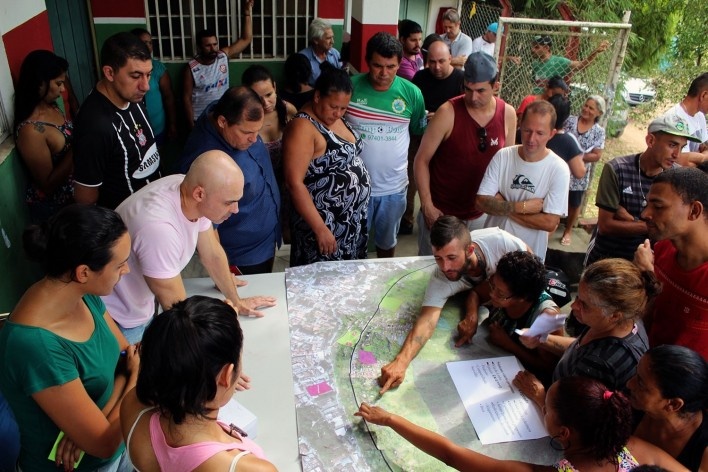 Urbanização do Banhado, efetiva participação popular, São José dos Campos SP, 2019. Coordenadores Jeferson Tavares e Marcel Fantin / PExURB IAU USP<br />Foto dos autores 