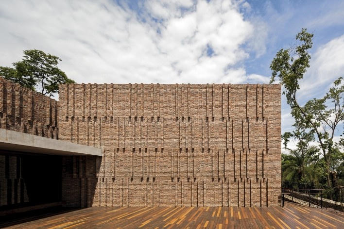 Galeria Claudia Andujar, Inhotim, Brumadinho MG Brasil. Arquitetos Associados<br />Foto Leonardo Finotti 