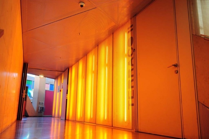 Casa da Música, acesso ao restaurante, Porto, 2005. Arquitetos Rem Koolhaas e Ellen van Loon / OMA<br />Foto Junancy Wanderley 