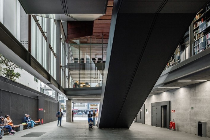 Sede do Instituto Moreira Salles, Arquitetos Vinicius Andrade e Marcelo Morettin, São Paulo<br />Foto Nelson Kon 