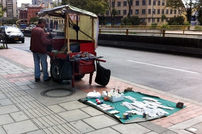 Vendedores ambulantes de Bogotá<br />Foto Abilio Guerra 