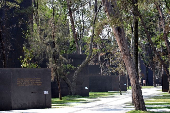 Memorial to Victims of Violence in Mexico National<br />Photo Luby Springall 