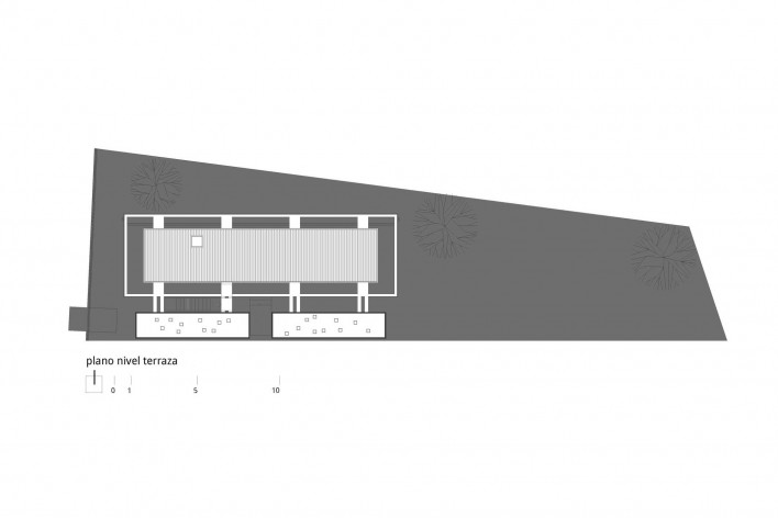 Casa en el aire. Planta terraza. Sergio Fanego, Larissa Rojas, Miguel Duarte. Luque, Paraguay. 2008-2010.