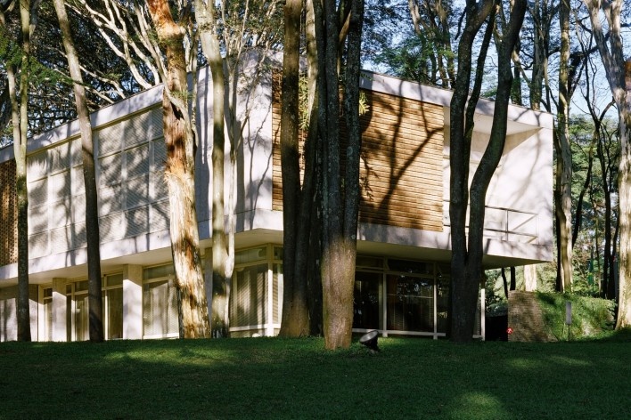 Casa Oscar Americano, Morumbi, São Paulo SP. Oswaldo Arthur Bratke, 1952<br />Foto Nelson Kon 