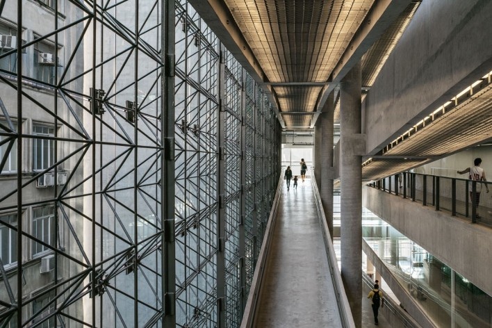 Sesc 24 de Maio, Paulo Mendes da Rocha + MMBB Arquitetos, São Paulo <br />Foto Nelson Kon 