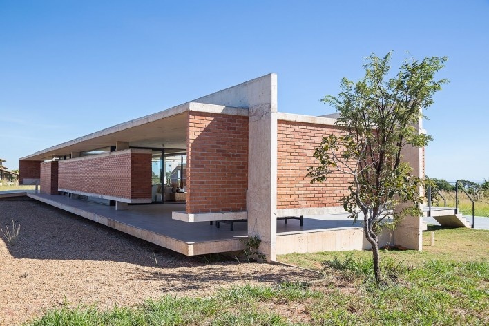 Casa Vila Rica, Brasília DF Brasil, 2017. Arquitetos Daniel Mangabeira, Henrique Coutinho e Matheus Seco / Bloco Arquitetos<br />Foto Haruo Mikami 