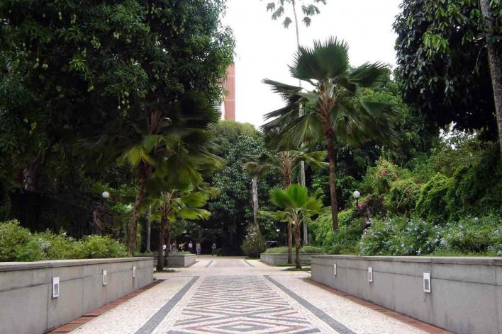 Parque da Residência, Belém, 1998. Paisagismo de Rosa Kliass<br />Foto Giovani Sarquis 