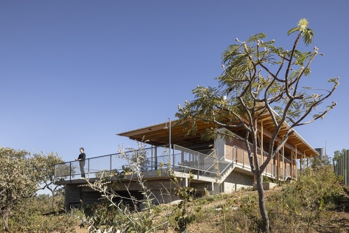 Palicourea House, São Jorge GO Brasil, 2021. Architects Daniel Mangabeira, Henrique Coutinho and Matheus Seco / Bloco Arquitetos<br />Foto/photo Joana França 