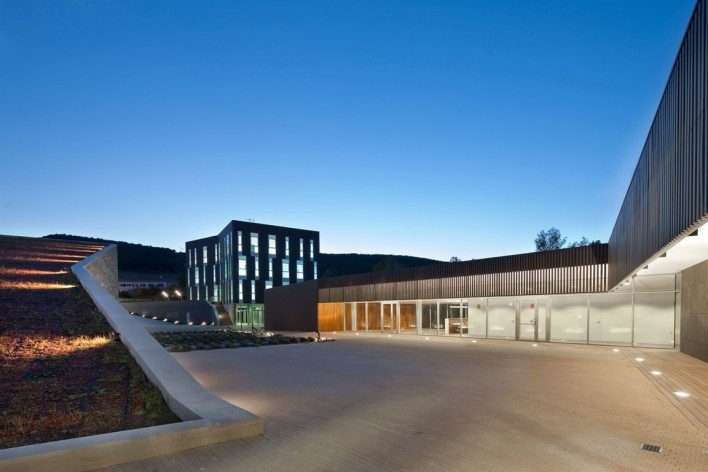 Bodega Institucional La Grajera. Virai Arquitectos. Londroño, España, 2011<br />divulgación 