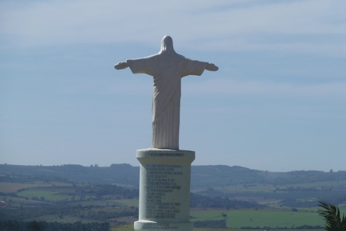Cristo no Morro da Mesa<br />Foto Michel Gorski 