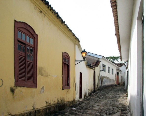 Beco na cidade de Goiás<br />Foto Carolina Fidalgo de Oliveira 