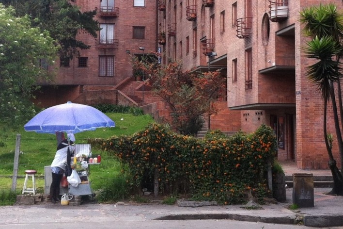 Vendedores ambulantes de Bogotá<br />Foto Abilio Guerra 