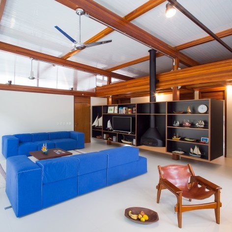 Residência Praia Vermelha, Ubatuba SP Brasil, 2015. Arquitetos Lua Nitsche e Pedro Nitsche/Nitsche Arquitetos<br />Foto/Photo André Scarpa 